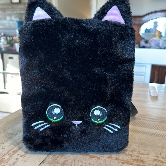 Na Na Na Surprise TUESDAY MEOW Backpack Bedroom Black Fur Cat Playset Purple - Picture 1 of 12